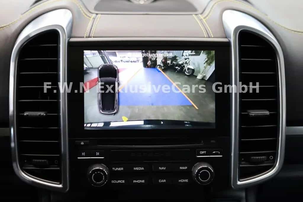 Porsche Cayenne Turbo S*TV*ACC*Pano*Matix*Burmester 11/2016-photo-17