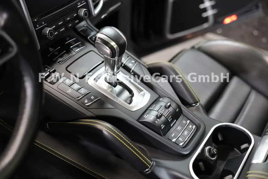 Porsche Cayenne Turbo S*TV*ACC*Pano*Matix*Burmester 11/2016-photo-27