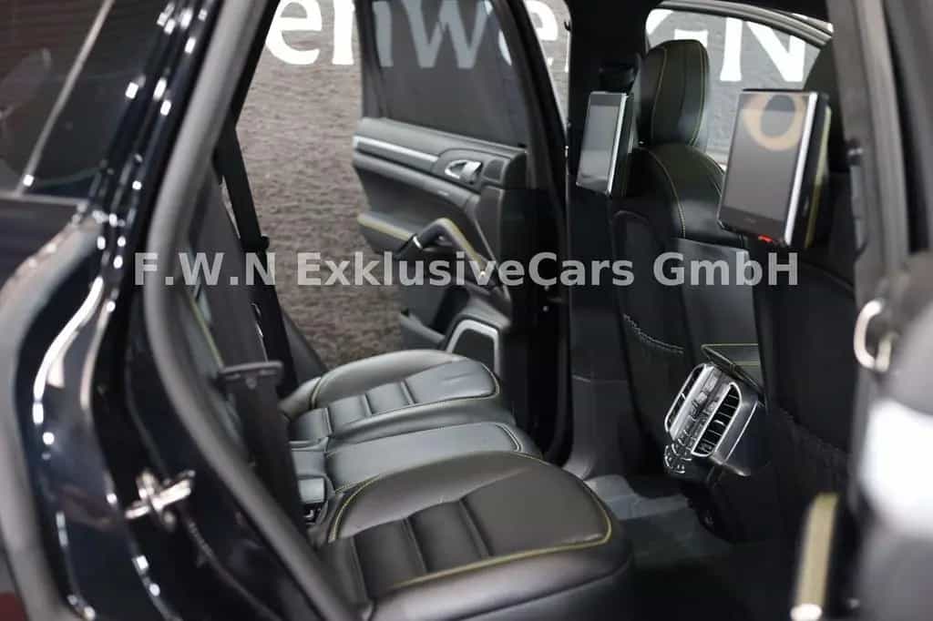 Porsche Cayenne Turbo S*TV*ACC*Pano*Matix*Burmester 11/2016-photo-9
