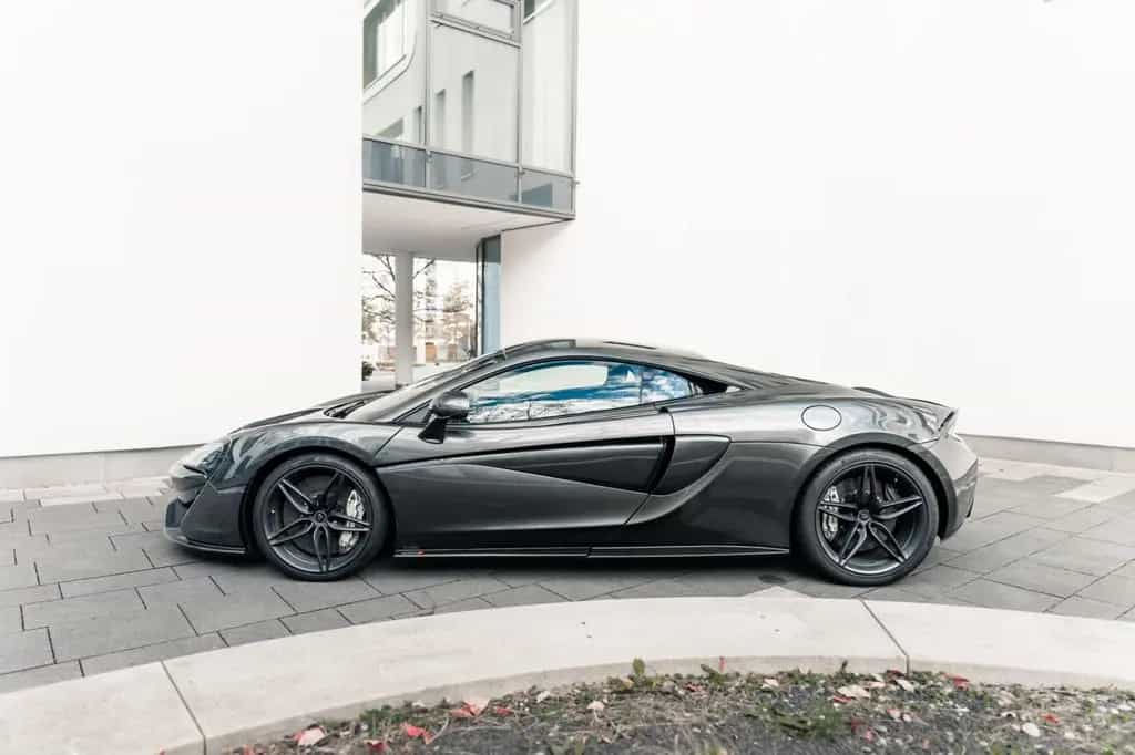 McLaren 570S //LIFT//B&W//CARBON//STEALTH-PACK//LUX-PACK 08/2016-photo-3