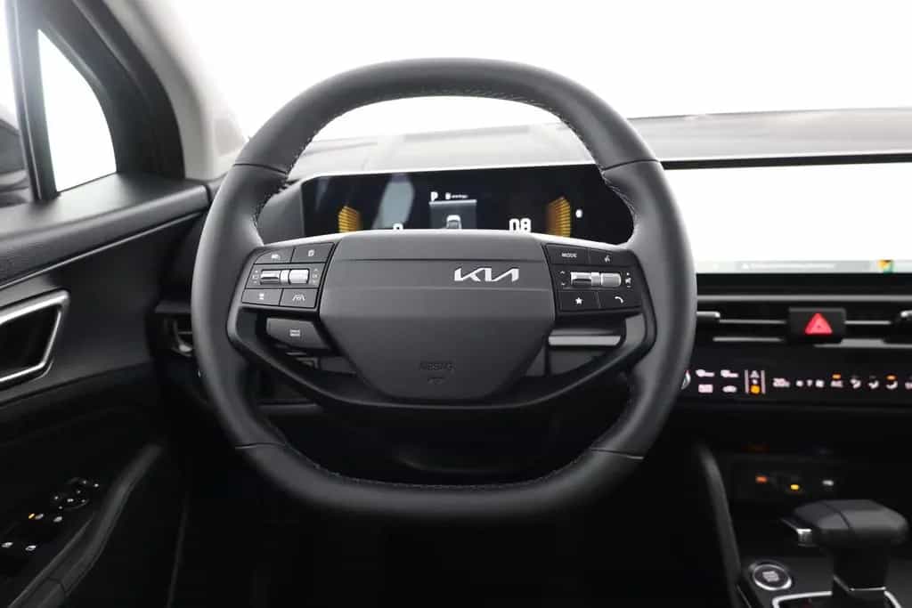 Kia Sportage 1.6 T-GDI Aut. Facelift LED ACC Navi AH 09/2025-photo-16