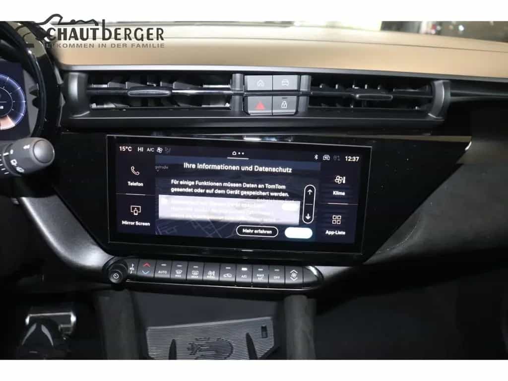 Alfa Romeo Junior Ibrida 1.2 VGT 48V-Hybrid Intensa El. Pan 02/2026-photo-21