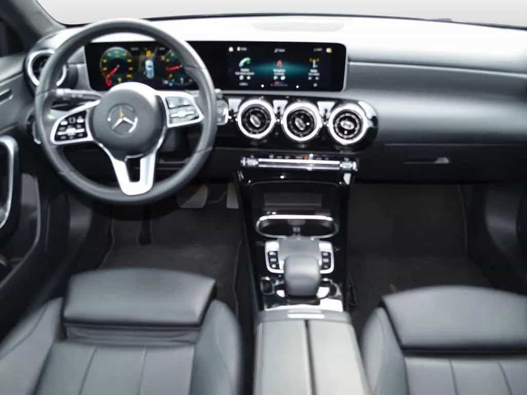Mercedes-Benz A-Class 220 NAVI PREMIUM + RFK + MBUX + PARK ASSIST 06/2019-photo-11