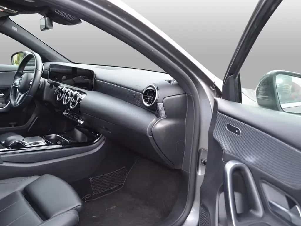 Mercedes-Benz A-Class 220 NAVI PREMIUM + RFK + MBUX + PARK ASSIST 06/2019-photo-15