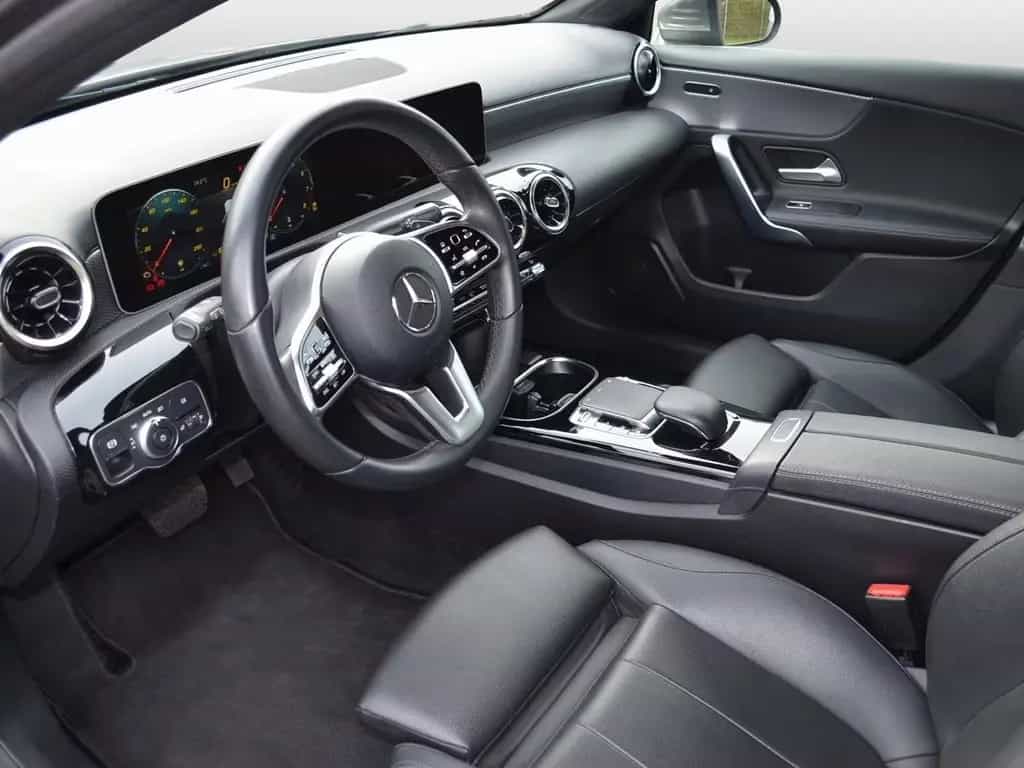 Mercedes-Benz A-Class 220 NAVI PREMIUM + RFK + MBUX + PARK ASSIST 06/2019-photo-9