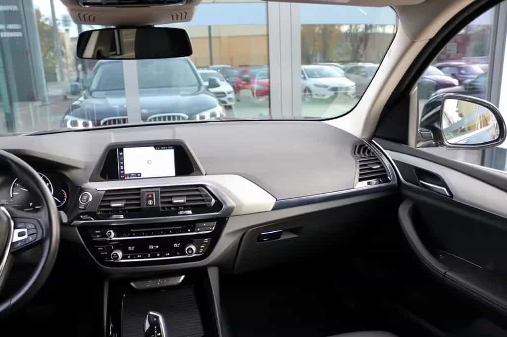 BMW X3 20i xDrive X-Line Navi PDC Klima LED SHZ 01/2019-photo-16