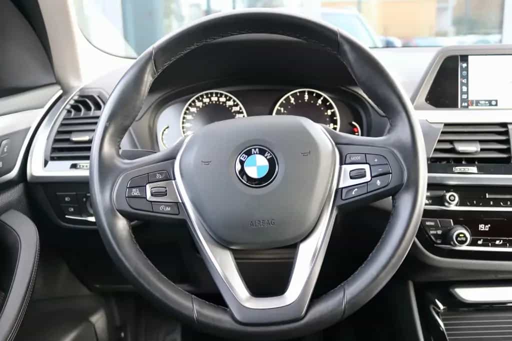 BMW X3 20i xDrive X-Line Navi PDC Klima LED SHZ 01/2019-photo-19