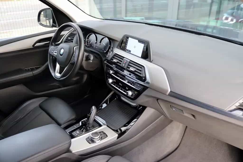 BMW X3 20i xDrive X-Line Navi PDC Klima LED SHZ 01/2019-photo-21