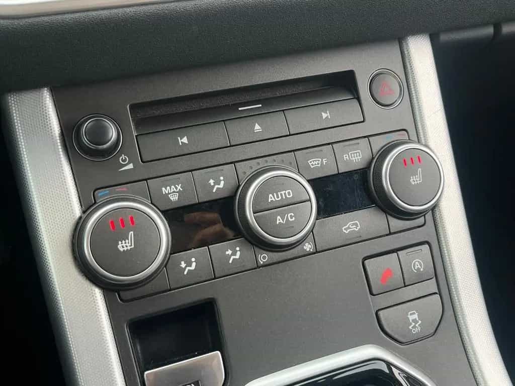 Land Rover Range Rover Evoque 2.0 TD4 SE DYNAMIC KEYL+NAVI+XENON+LEDER 08/2017-photo-18