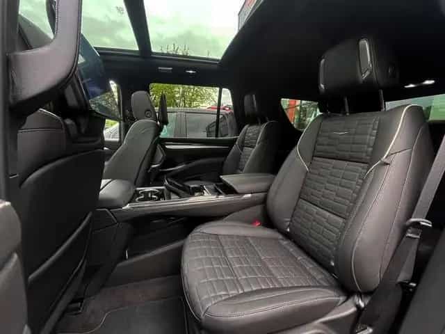 Cadillac Escalade Sport Platinum 6.2l MY26 null-photo-11