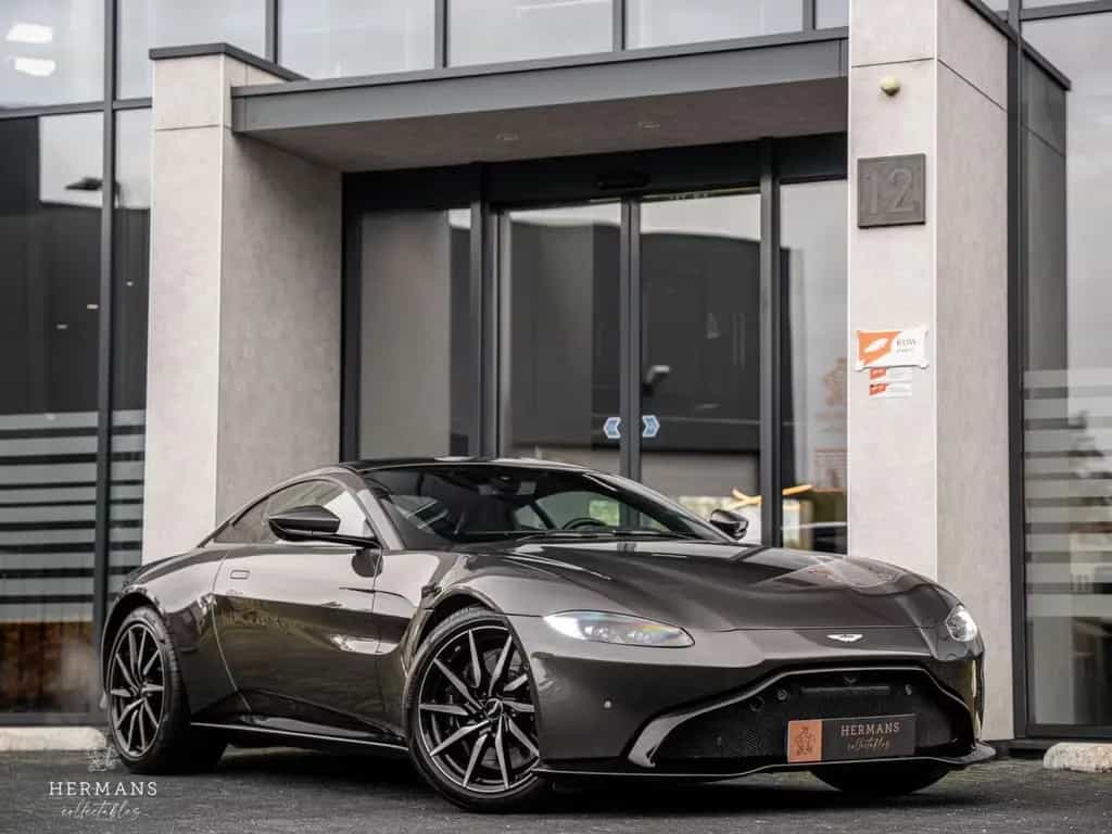 Aston Martin V8 Vantage 4.0 / Memory / kamera / Dealer / Cool 05/2021-photo-0