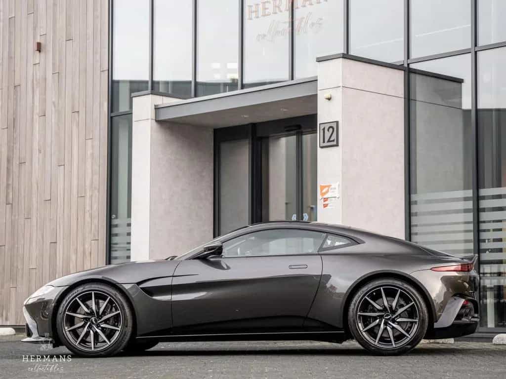 Aston Martin V8 Vantage 4.0 / Memory / kamera / Dealer / Cool 05/2021-photo-11