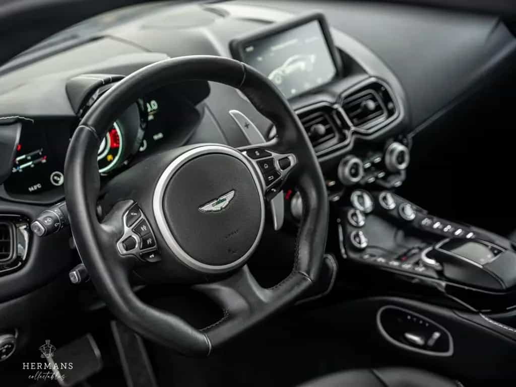 Aston Martin V8 Vantage 4.0 / Memory / kamera / Dealer / Cool 05/2021-photo-13