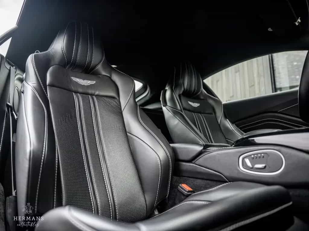 Aston Martin V8 Vantage 4.0 / Memory / kamera / Dealer / Cool 05/2021-photo-16