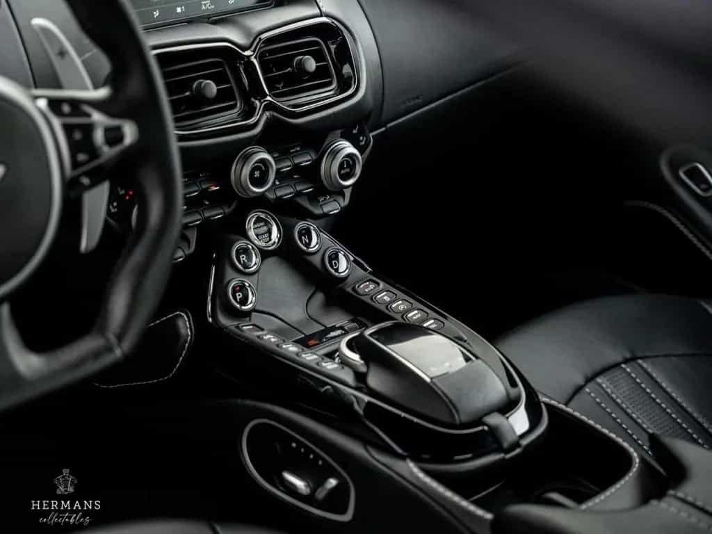 Aston Martin V8 Vantage 4.0 / Memory / kamera / Dealer / Cool 05/2021-photo-18