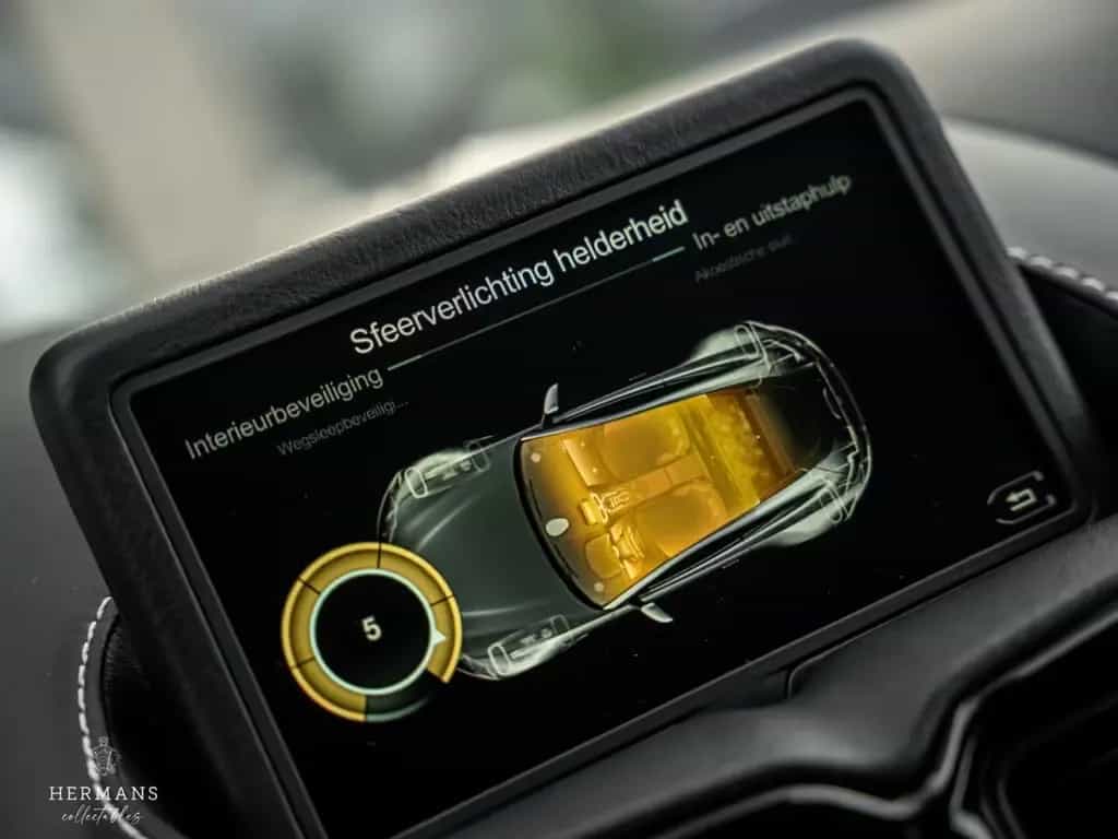 Aston Martin V8 Vantage 4.0 / Memory / kamera / Dealer / Cool 05/2021-photo-24