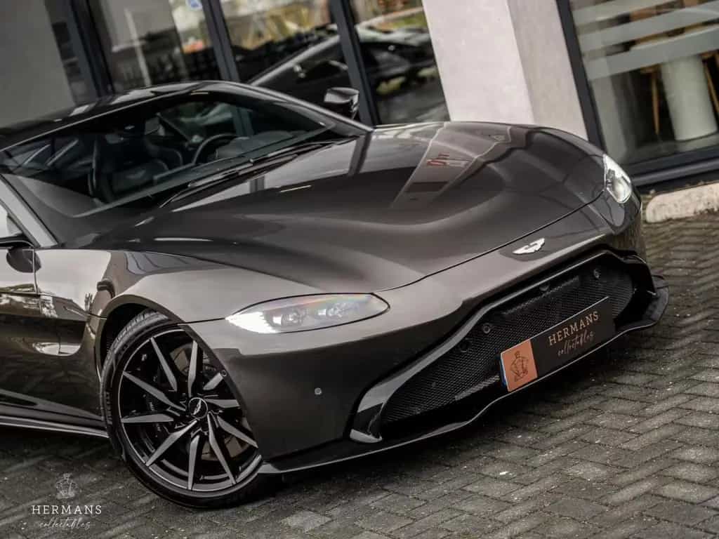 Aston Martin V8 Vantage 4.0 / Memory / kamera / Dealer / Cool 05/2021-photo-26