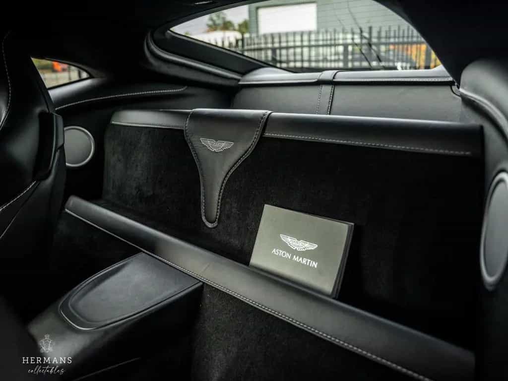 Aston Martin V8 Vantage 4.0 / Memory / kamera / Dealer / Cool 05/2021-photo-30