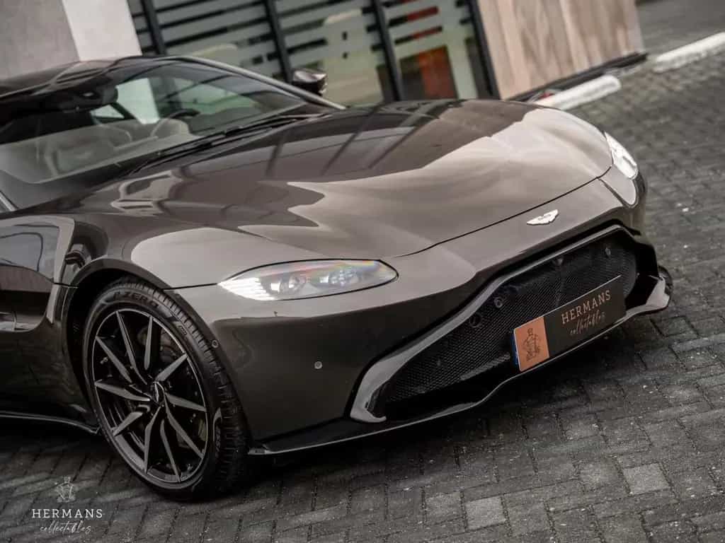 Aston Martin V8 Vantage 4.0 / Memory / kamera / Dealer / Cool 05/2021-photo-6