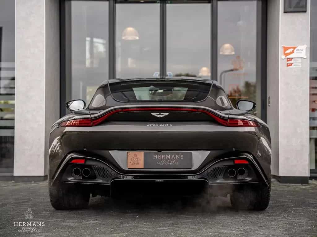 Aston Martin V8 Vantage 4.0 / Memory / kamera / Dealer / Cool 05/2021-photo-7