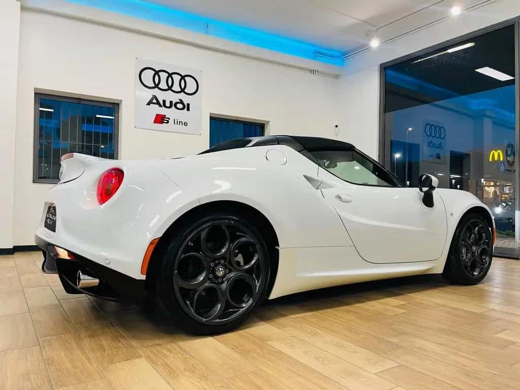 Alfa Romeo 4C 1750 TBi Spider 240 cv TCT 10/2016-photo-3