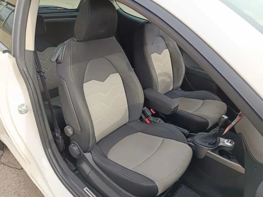 Alfa Romeo MiTo Turismo 08/2014-photo-11