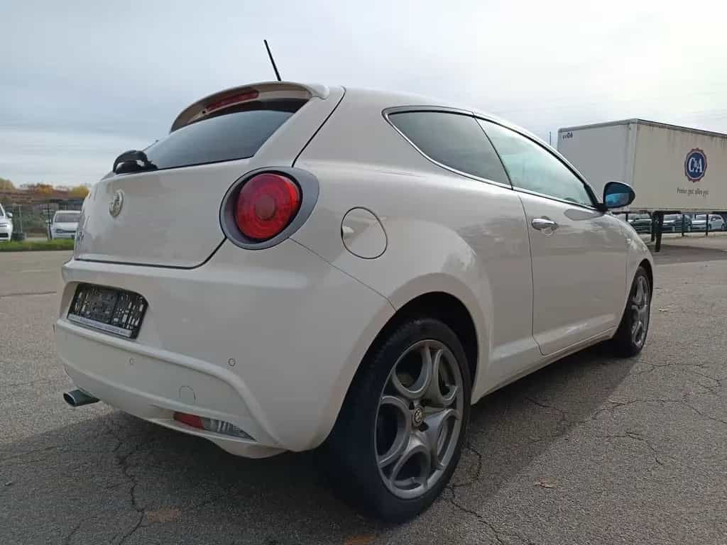 Alfa Romeo MiTo Turismo 08/2014-photo-4