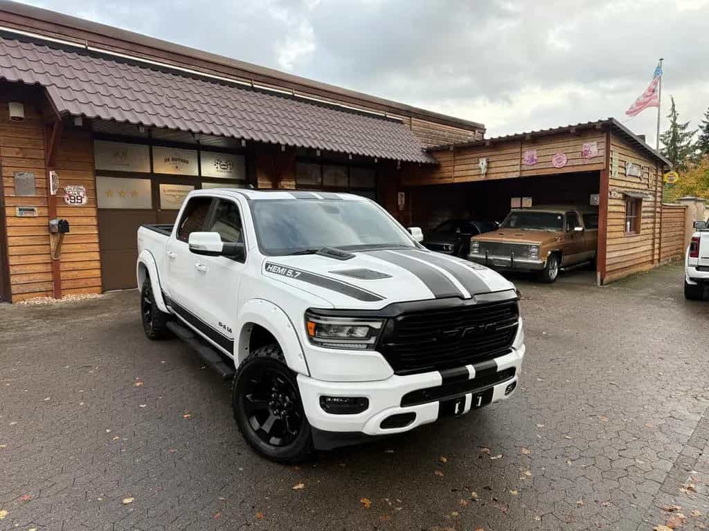 Dodge RAM LARAMI*SPORT*12"RADIO*PANO*OFFROAD*BÜGEL*GARANTI 12/2020-photo-10