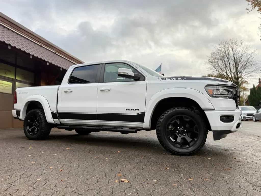 Dodge RAM LARAMI*SPORT*12"RADIO*PANO*OFFROAD*BÜGEL*GARANTI 12/2020-photo-15