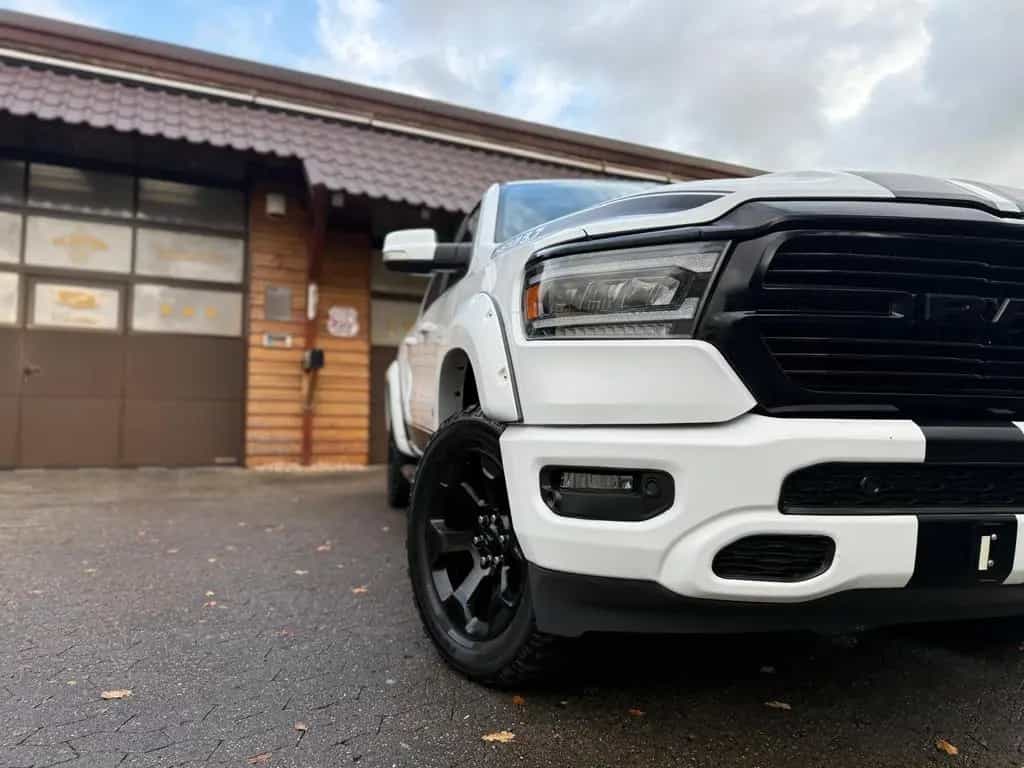 Dodge RAM LARAMI*SPORT*12"RADIO*PANO*OFFROAD*BÜGEL*GARANTI 12/2020-photo-16