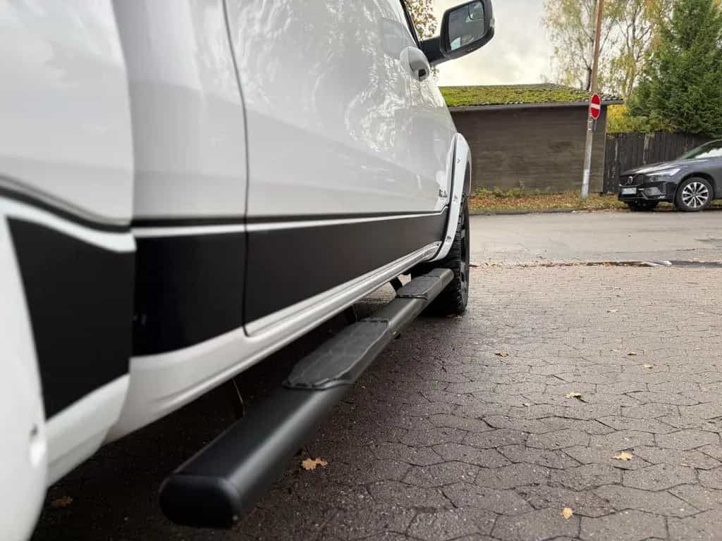 Dodge RAM LARAMI*SPORT*12"RADIO*PANO*OFFROAD*BÜGEL*GARANTI 12/2020-photo-18