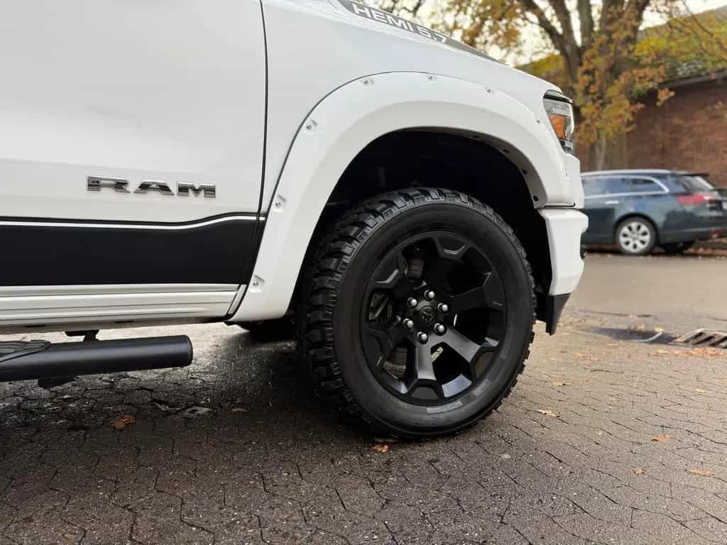 Dodge RAM LARAMI*SPORT*12"RADIO*PANO*OFFROAD*BÜGEL*GARANTI 12/2020-photo-19