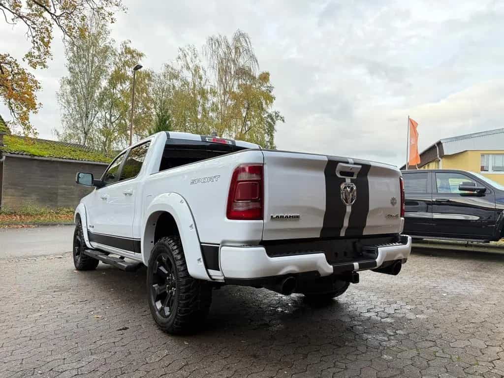 Dodge RAM LARAMI*SPORT*12"RADIO*PANO*OFFROAD*BÜGEL*GARANTI 12/2020-photo-28