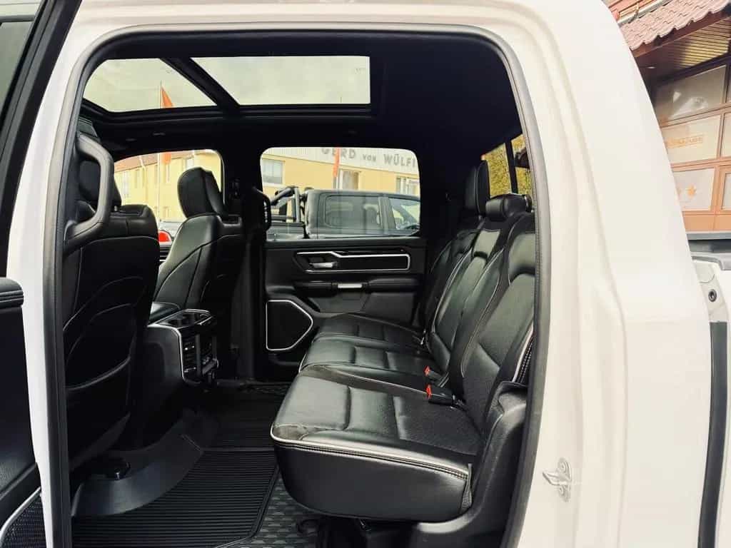Dodge RAM LARAMI*SPORT*12"RADIO*PANO*OFFROAD*BÜGEL*GARANTI 12/2020-photo-36
