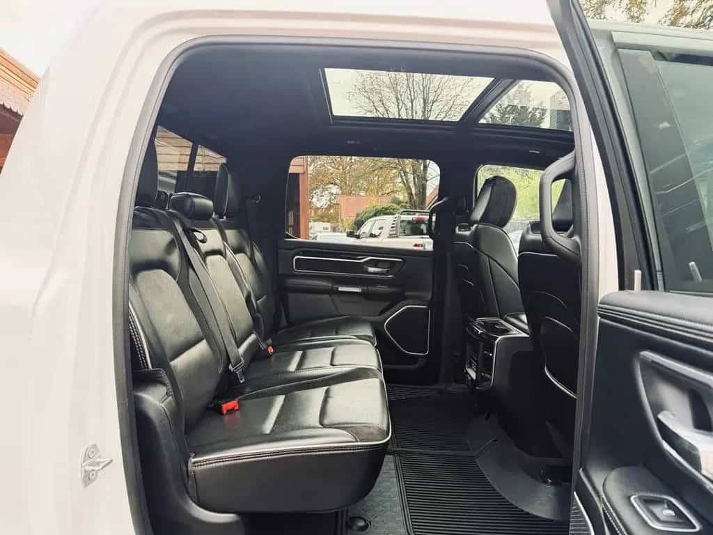 Dodge RAM LARAMI*SPORT*12"RADIO*PANO*OFFROAD*BÜGEL*GARANTI 12/2020-photo-39