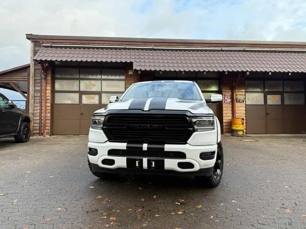 Dodge RAM LARAMI*SPORT*12"RADIO*PANO*OFFROAD*BÜGEL*GARANTI 12/2020-photo-4