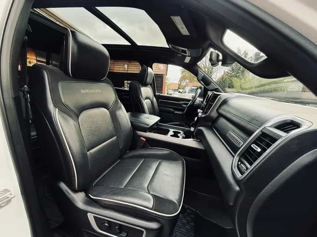 Dodge RAM LARAMI*SPORT*12"RADIO*PANO*OFFROAD*BÜGEL*GARANTI 12/2020-photo-41