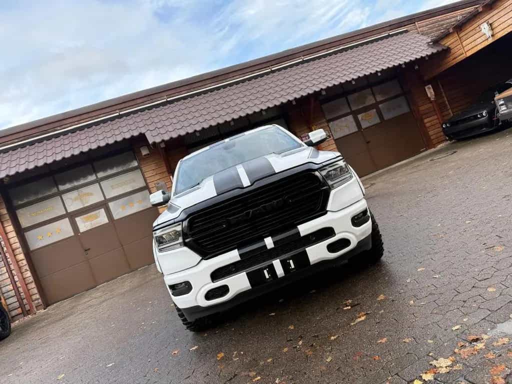 Dodge RAM LARAMI*SPORT*12"RADIO*PANO*OFFROAD*BÜGEL*GARANTI 12/2020-photo-9