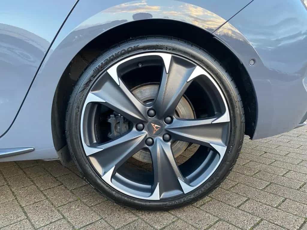 Cupra Leon 2.0 TSI DSG VZ *LED*Pano*Beats*CAM*SHZ*DCC* 06/2022-photo-25