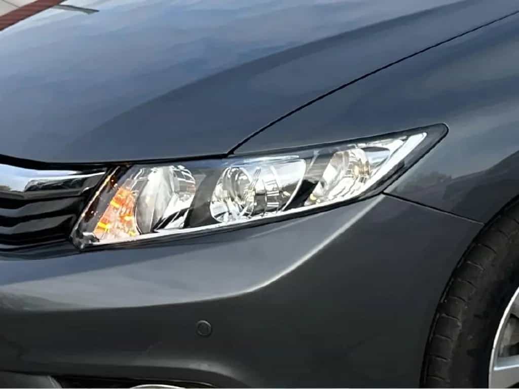 Honda Civic Comfort  1,8 Ltr.-104 kW i-VTEC KAT Limo 04/2013-photo-16