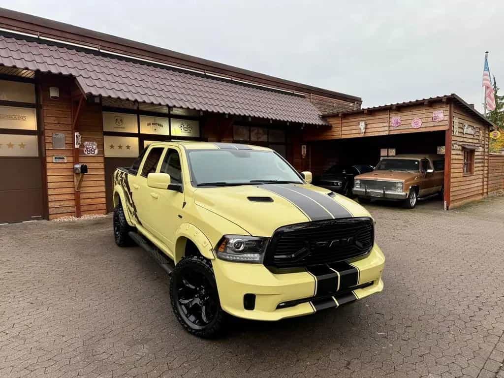 Dodge RAM V8*5,7*4X4*AHK*NAVI*SPORT*OFFROAD*LIFT*GARANTIE 12/2019-photo-11