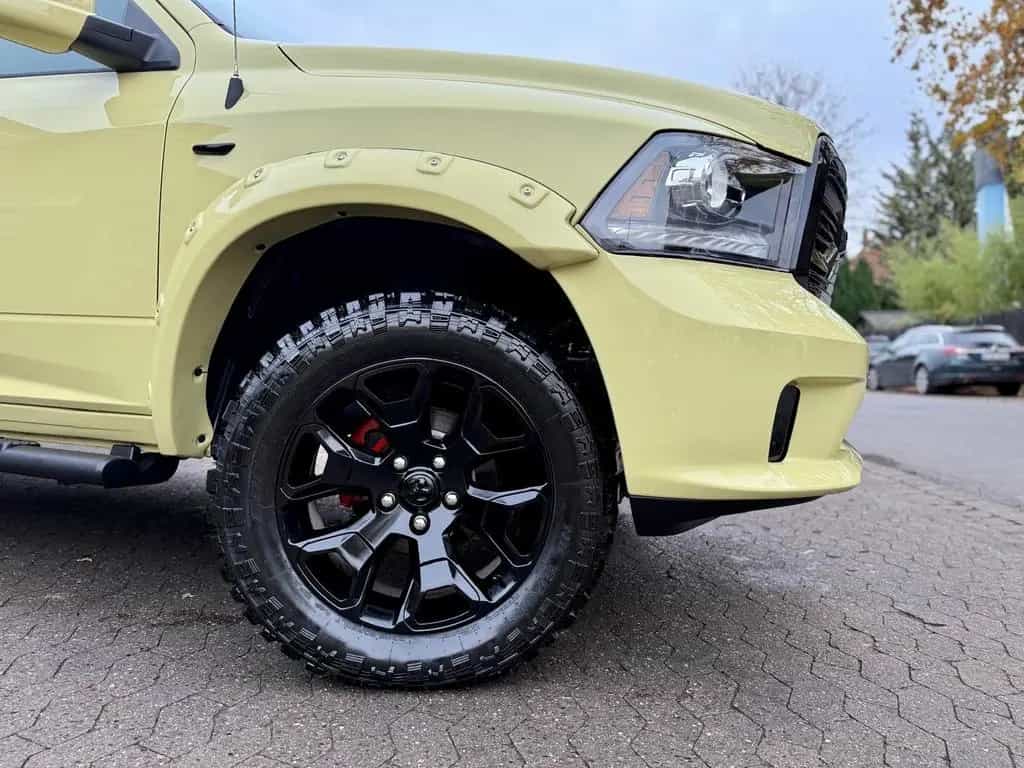 Dodge RAM V8*5,7*4X4*AHK*NAVI*SPORT*OFFROAD*LIFT*GARANTIE 12/2019-photo-18