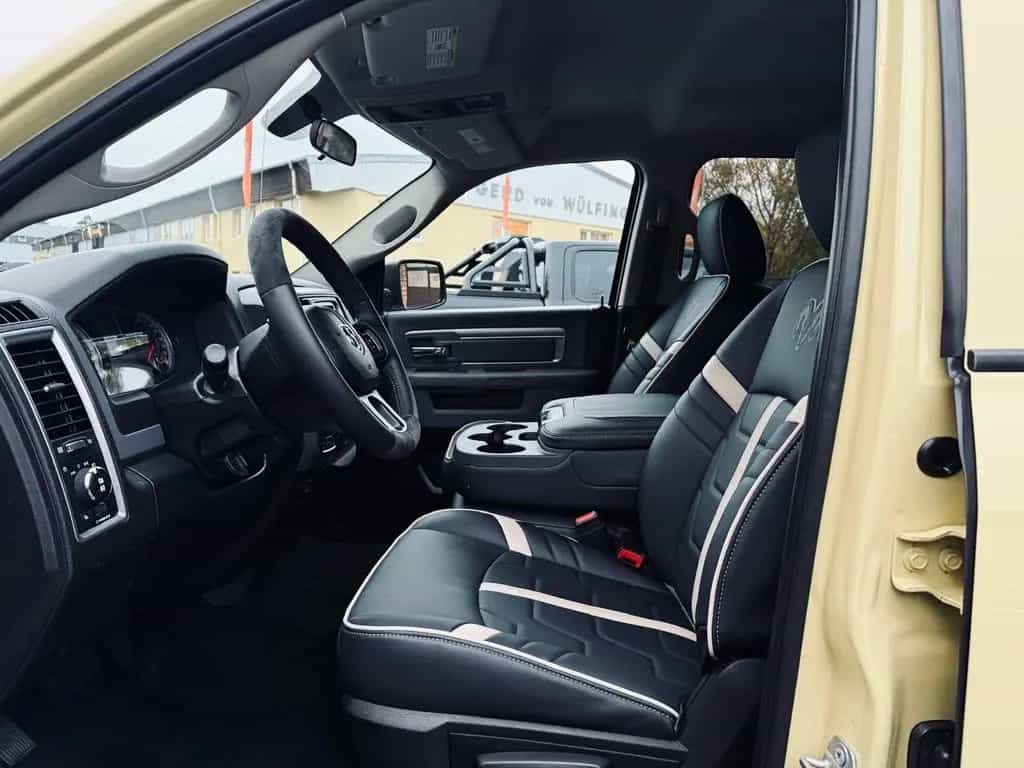 Dodge RAM V8*5,7*4X4*AHK*NAVI*SPORT*OFFROAD*LIFT*GARANTIE 12/2019-photo-36