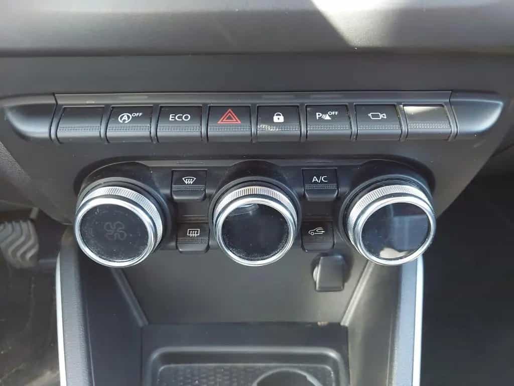Dacia Duster Celebration TCe 130 2WD GPF 10/2020-photo-13