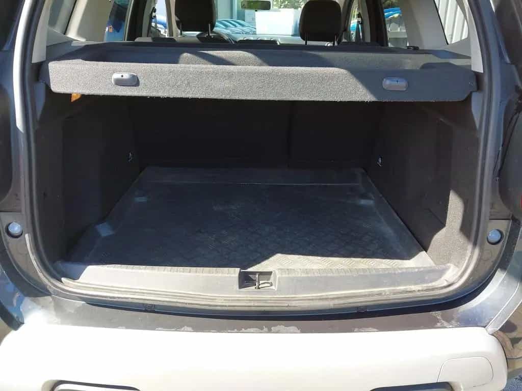 Dacia Duster Celebration TCe 130 2WD GPF 10/2020-photo-9