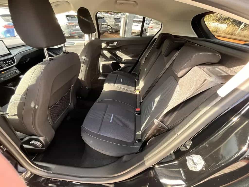 Ford Focus 1,0 EcoBoost mHEV Active 17"Alu Navi null-photo-9
