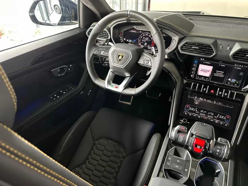 Lamborghini Urus S - NOVITEC Wide Body Kit 05/2024-photo-23
