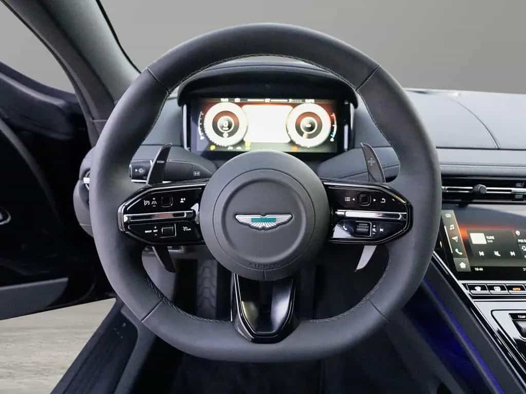 Aston Martin DB12 Onyx Black Phantom Grey null-photo-19