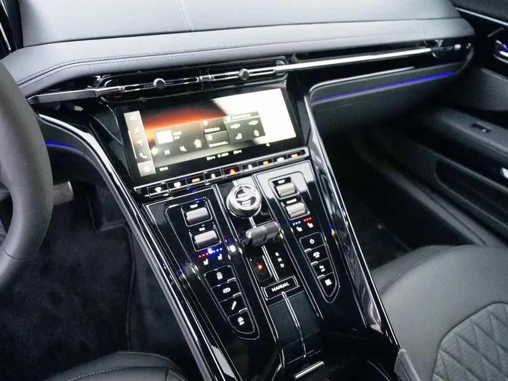 Aston Martin DB12 Onyx Black Phantom Grey null-photo-21