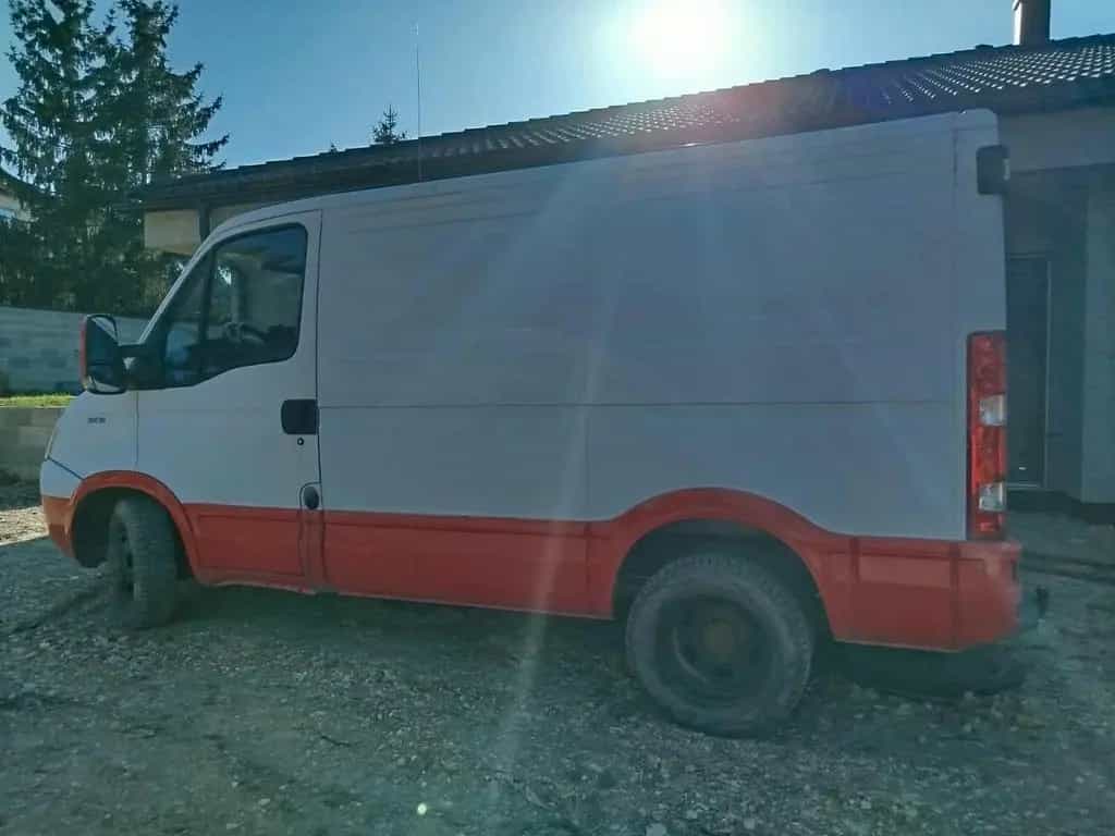 Iveco Daily 35C18V 3500KG 3.0L 130KW 01/2010-photo-2